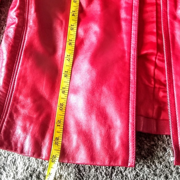 Beautiful red leather jacket! - Picture 8 of 8